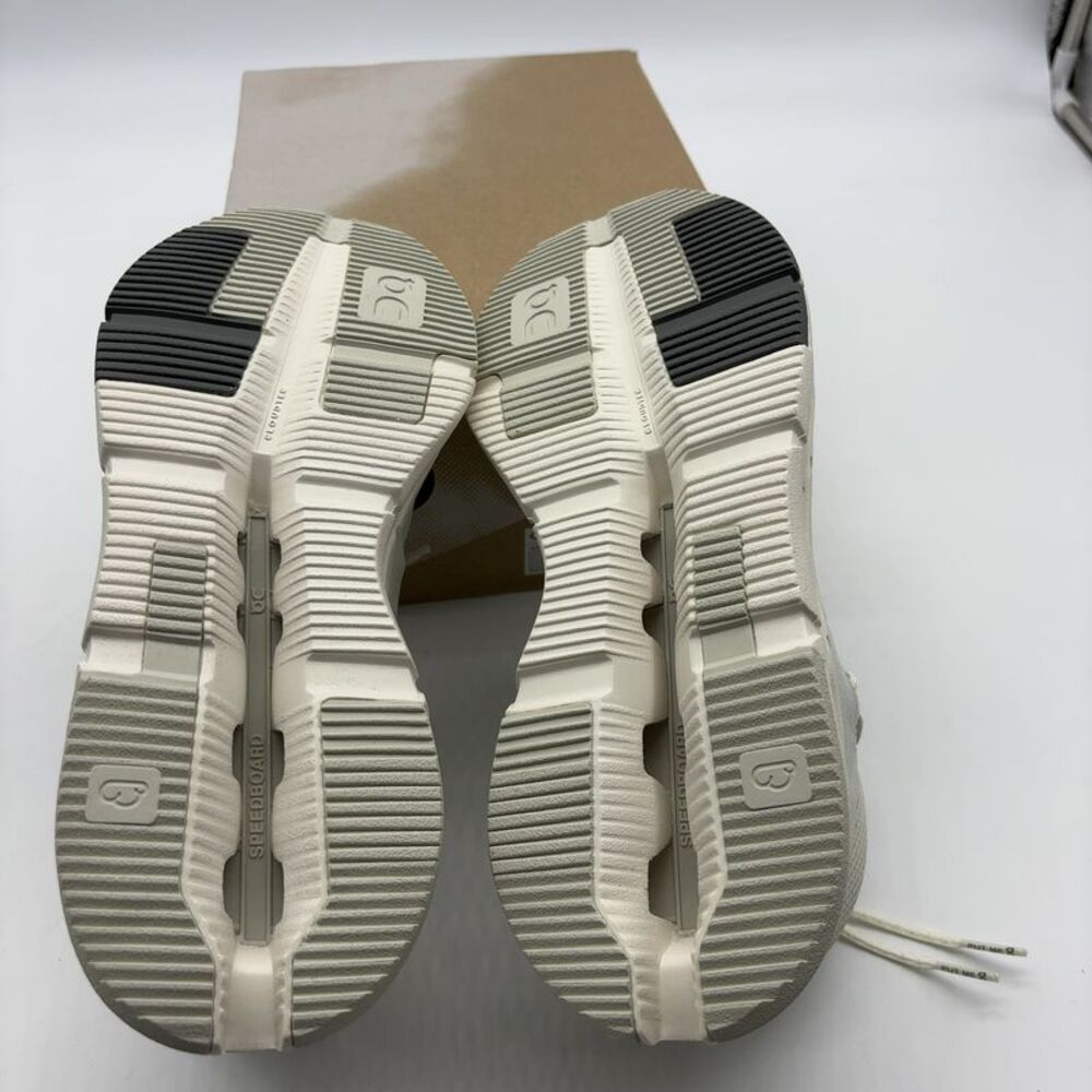 On Running Cloud nova 2 Running Shoes - Picture 7 of 8